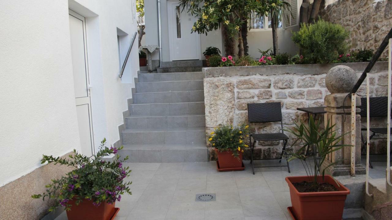 City Center Garden Apartments Šibenik Exteriör bild